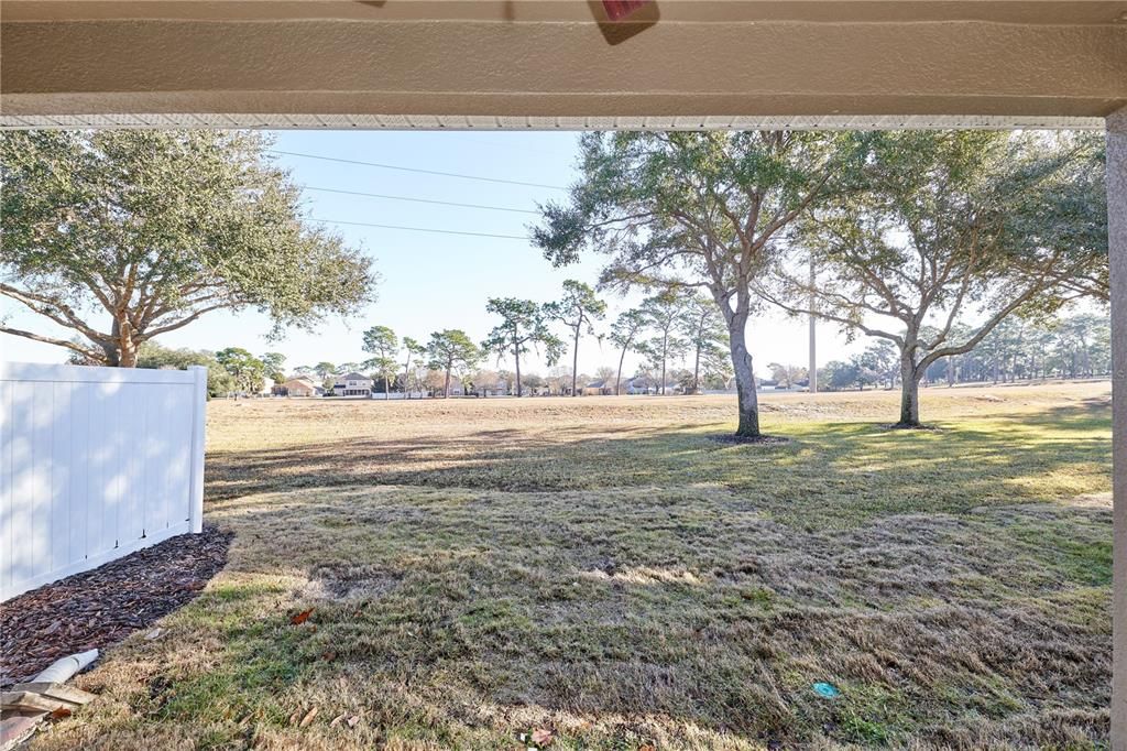 En Venta: $359,500 (4 camas, 3 baños, 2535 Pies cuadrados)