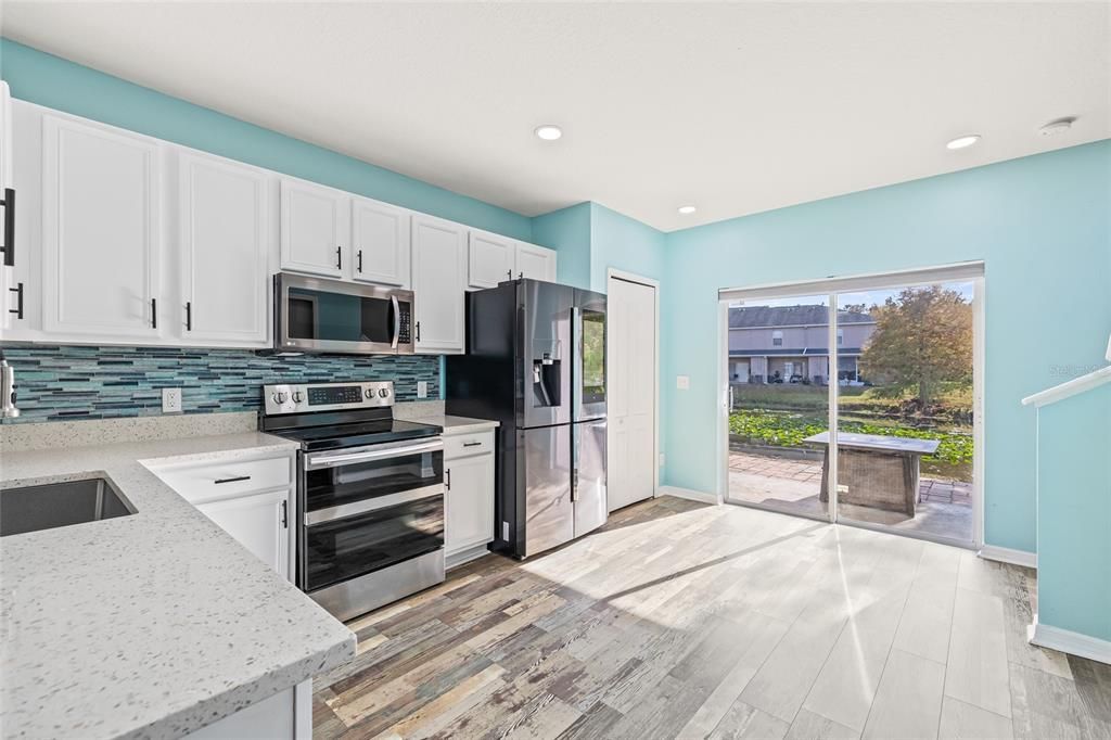 For Rent: $1,800 (2 beds, 2 baths, 1240 Square Feet)