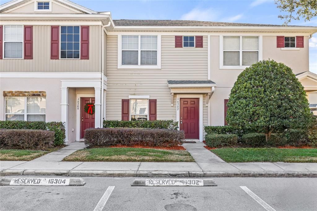 For Rent: $1,800 (2 beds, 2 baths, 1240 Square Feet)