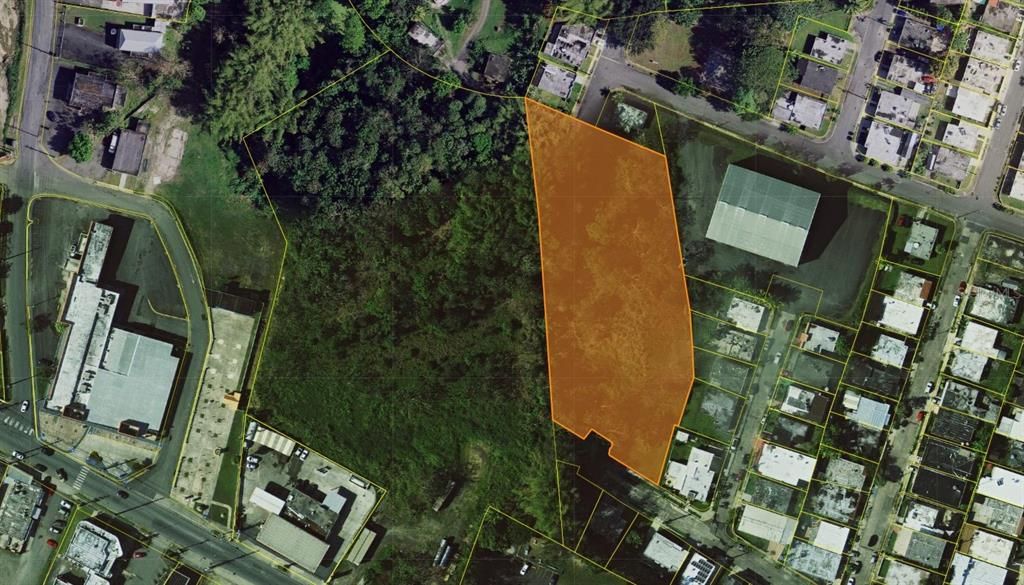 En Venta: $255,000 (1.75 acres)
