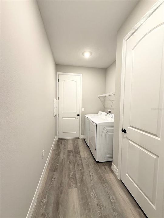 Activo con contrato: $309,900 (3 camas, 2 baños, 1615 Pies cuadrados)