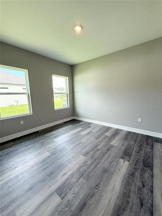 Activo con contrato: $309,900 (3 camas, 2 baños, 1615 Pies cuadrados)