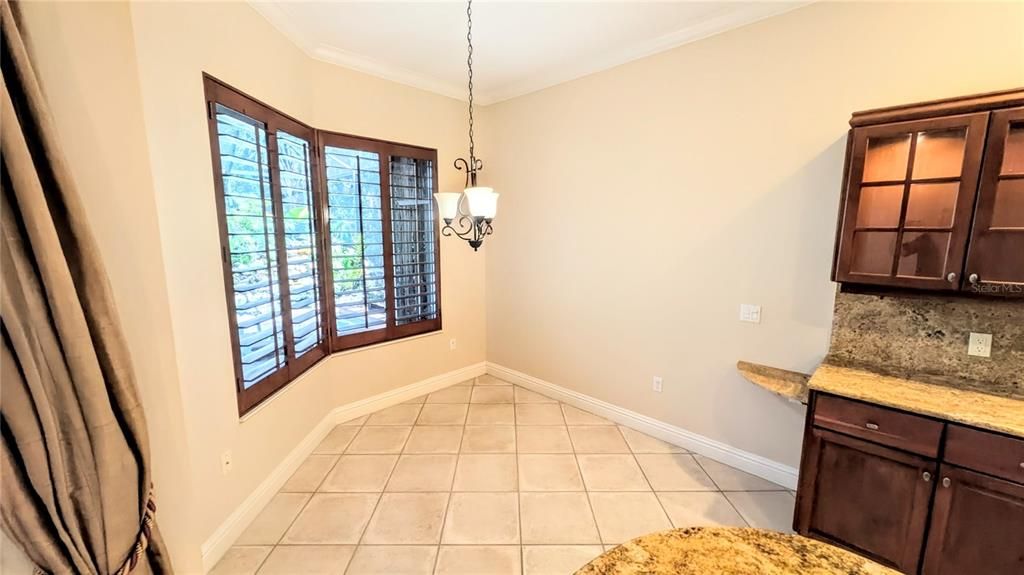 En Renta: $4,999 (3 camas, 2 baños, 2306 Pies cuadrados)