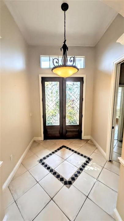 En Renta: $4,999 (3 camas, 2 baños, 2306 Pies cuadrados)