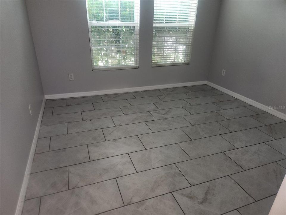 Active With Contract: $2,300 (4 beds, 2 baths, 1843 Square Feet)