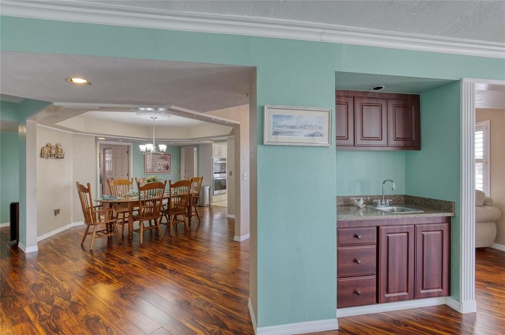 For Sale: $635,000 (3 beds, 3 baths, 2675 Square Feet)