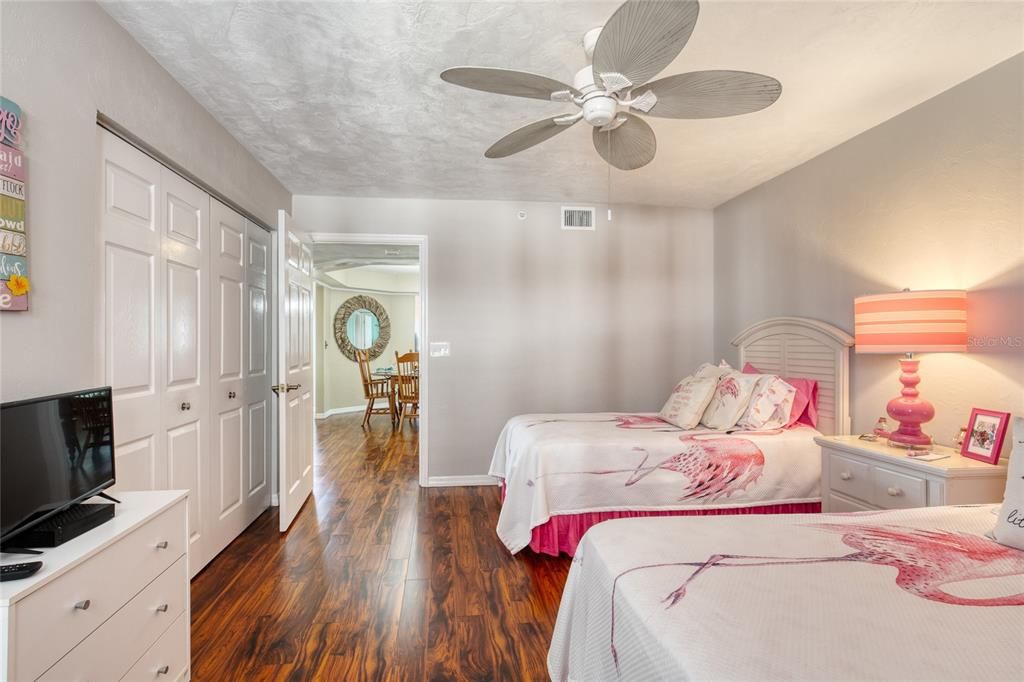 For Sale: $635,000 (3 beds, 3 baths, 2675 Square Feet)