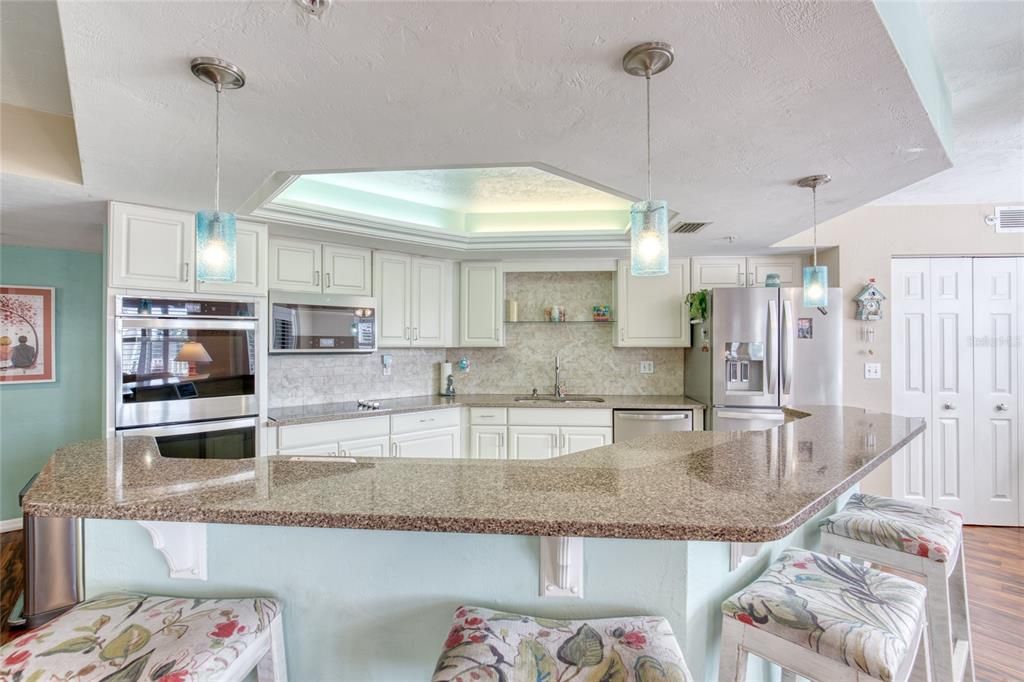 For Sale: $635,000 (3 beds, 3 baths, 2675 Square Feet)