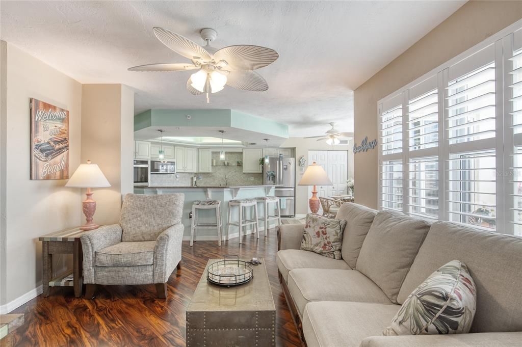 For Sale: $635,000 (3 beds, 3 baths, 2675 Square Feet)