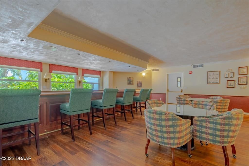 For Sale: $635,000 (3 beds, 3 baths, 2675 Square Feet)