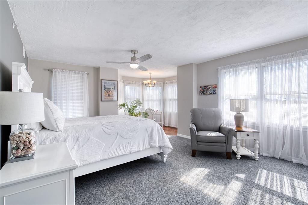 For Sale: $635,000 (3 beds, 3 baths, 2675 Square Feet)