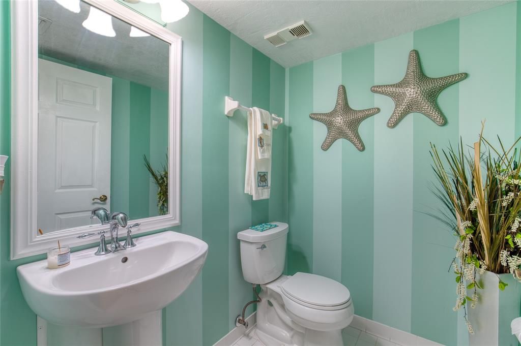 For Sale: $635,000 (3 beds, 3 baths, 2675 Square Feet)