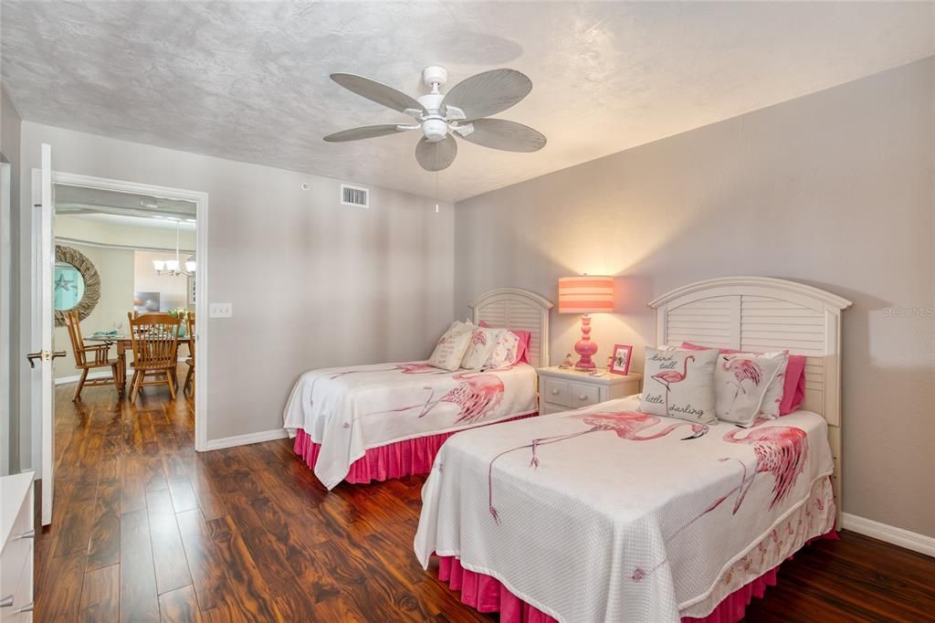 For Sale: $635,000 (3 beds, 3 baths, 2675 Square Feet)