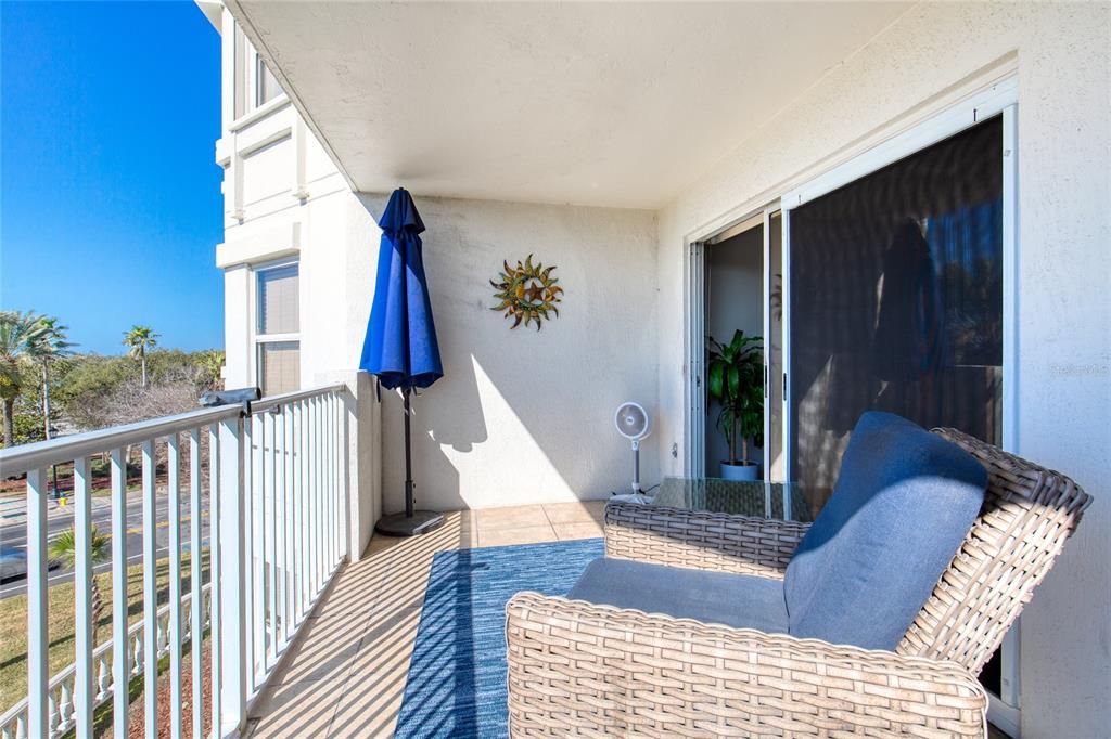 For Sale: $635,000 (3 beds, 3 baths, 2675 Square Feet)