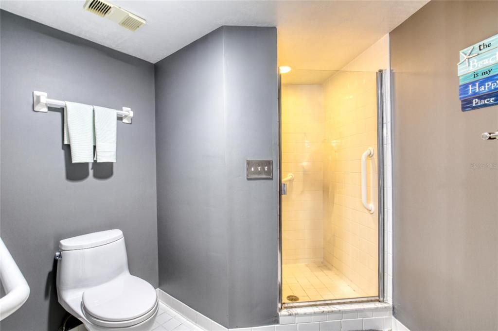 For Sale: $635,000 (3 beds, 3 baths, 2675 Square Feet)