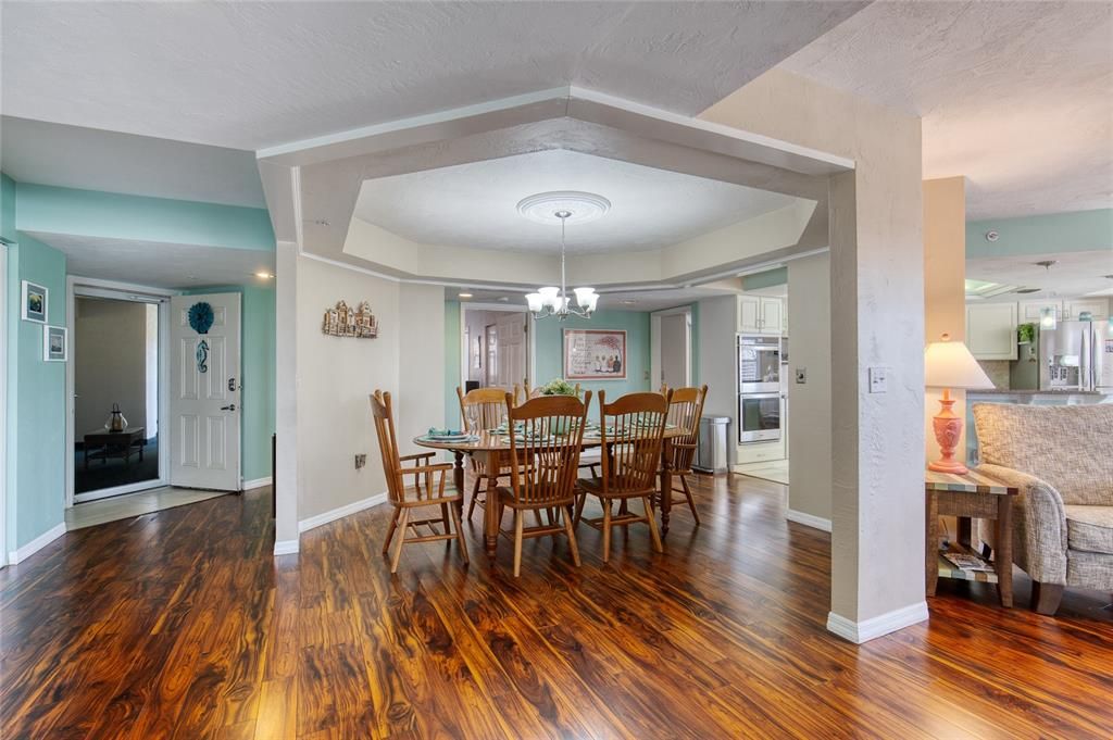 For Sale: $635,000 (3 beds, 3 baths, 2675 Square Feet)