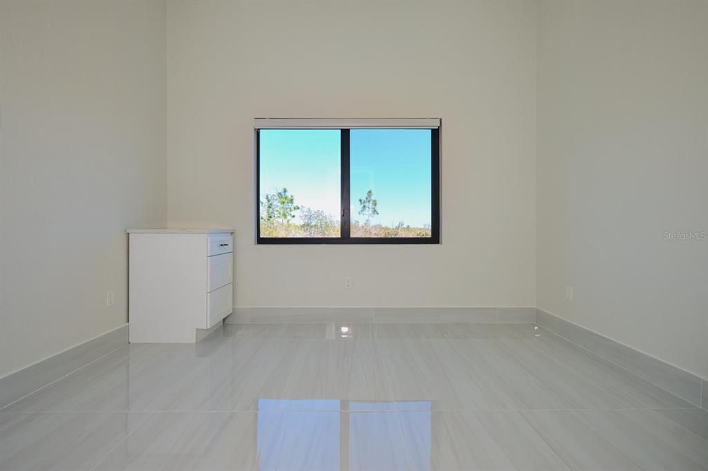 For Sale: $899,900 (3 beds, 3 baths, 1600 Square Feet)