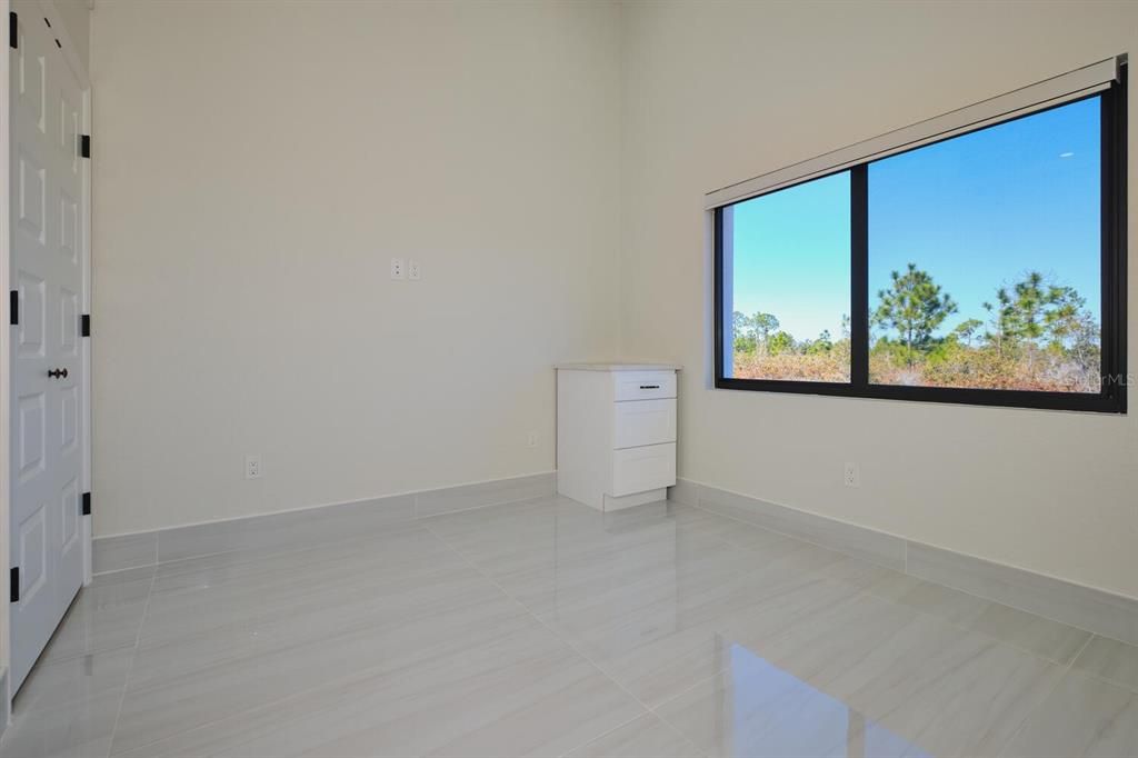 For Sale: $899,900 (3 beds, 3 baths, 1600 Square Feet)