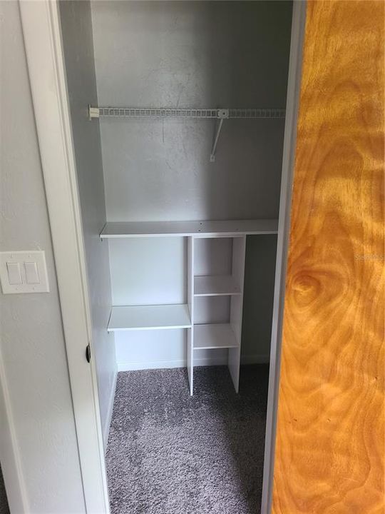 待售: $129,900 (2 贝兹, 1 浴室, 960 平方英尺)