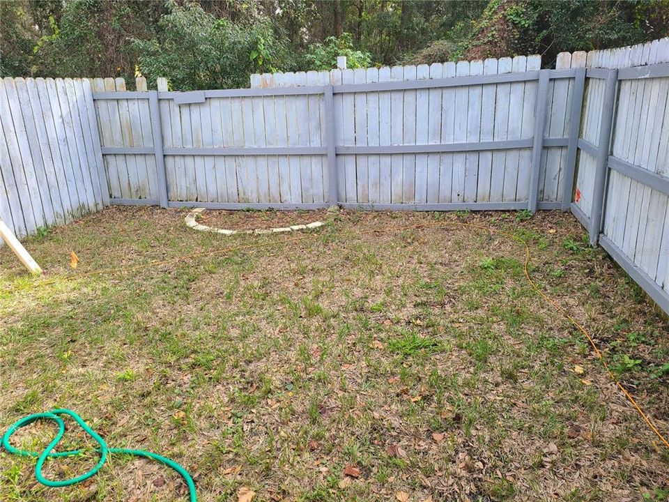 待售: $129,900 (2 贝兹, 1 浴室, 960 平方英尺)