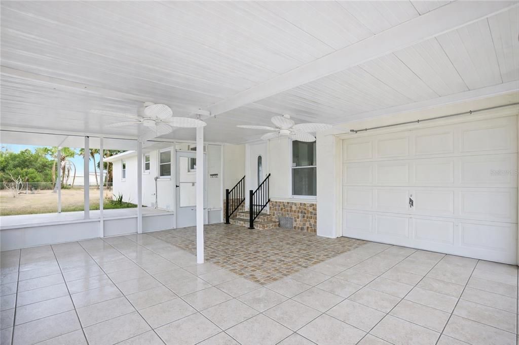 For Sale: $227,000 (2 beds, 2 baths, 1492 Square Feet)