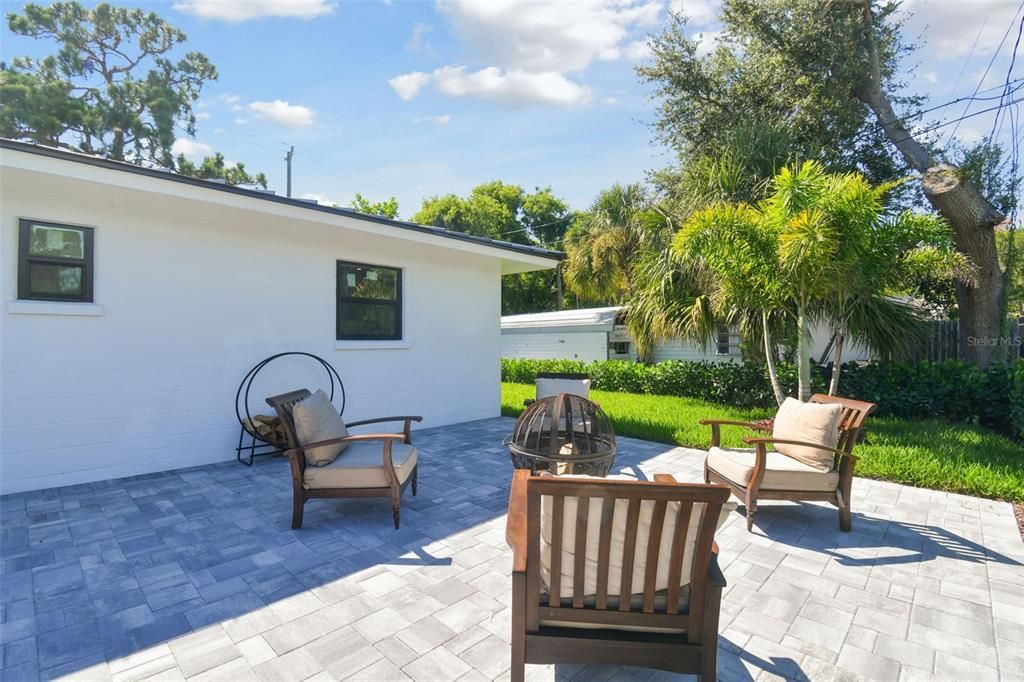 For Sale: $815,000 (3 beds, 2 baths, 1642 Square Feet)