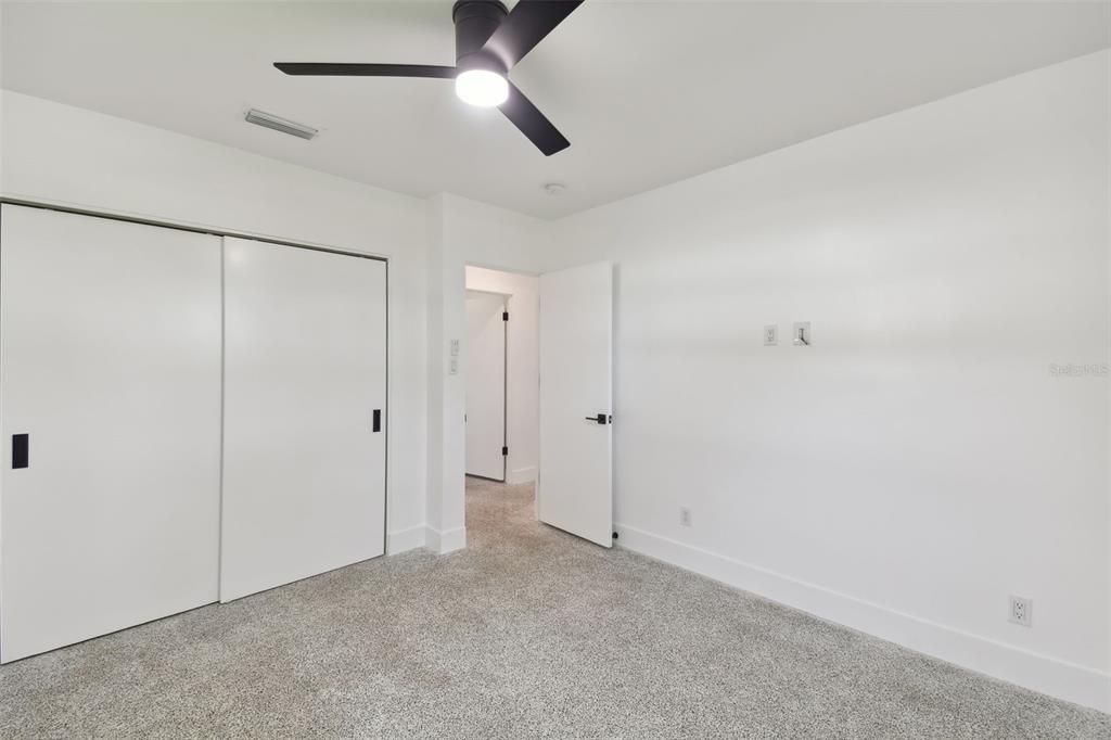 For Sale: $815,000 (3 beds, 2 baths, 1642 Square Feet)