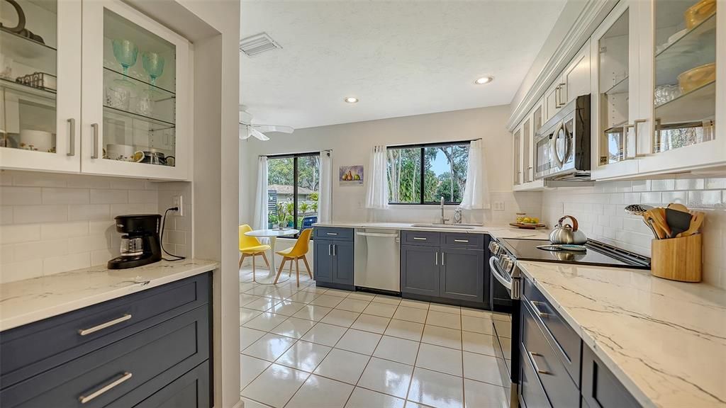 En Venta: $299,000 (2 camas, 2 baños, 1501 Pies cuadrados)