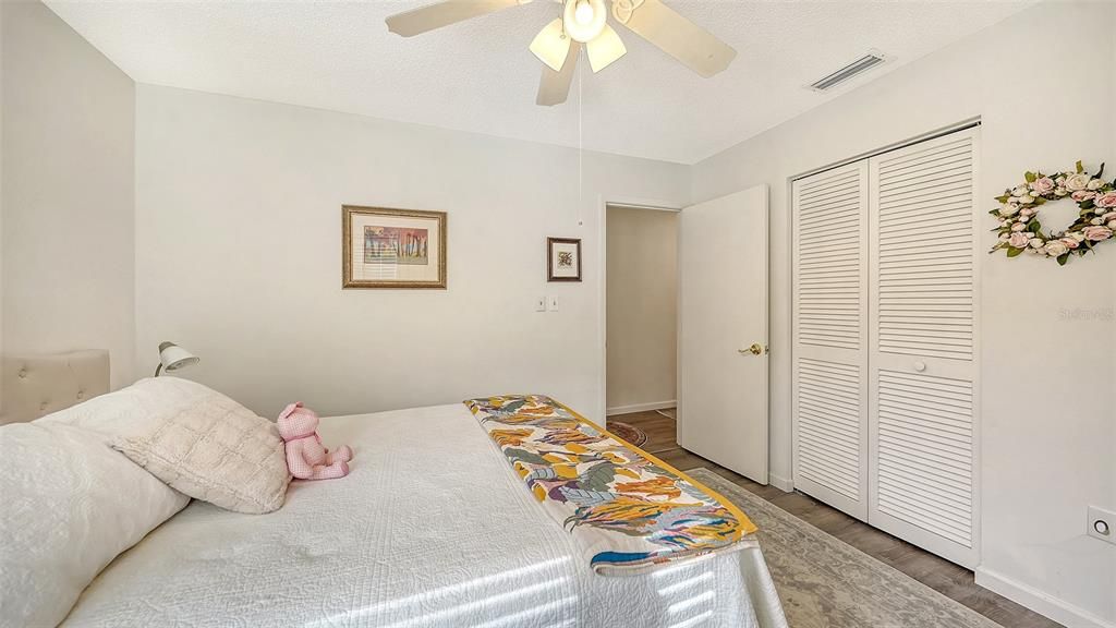 En Venta: $299,000 (2 camas, 2 baños, 1501 Pies cuadrados)
