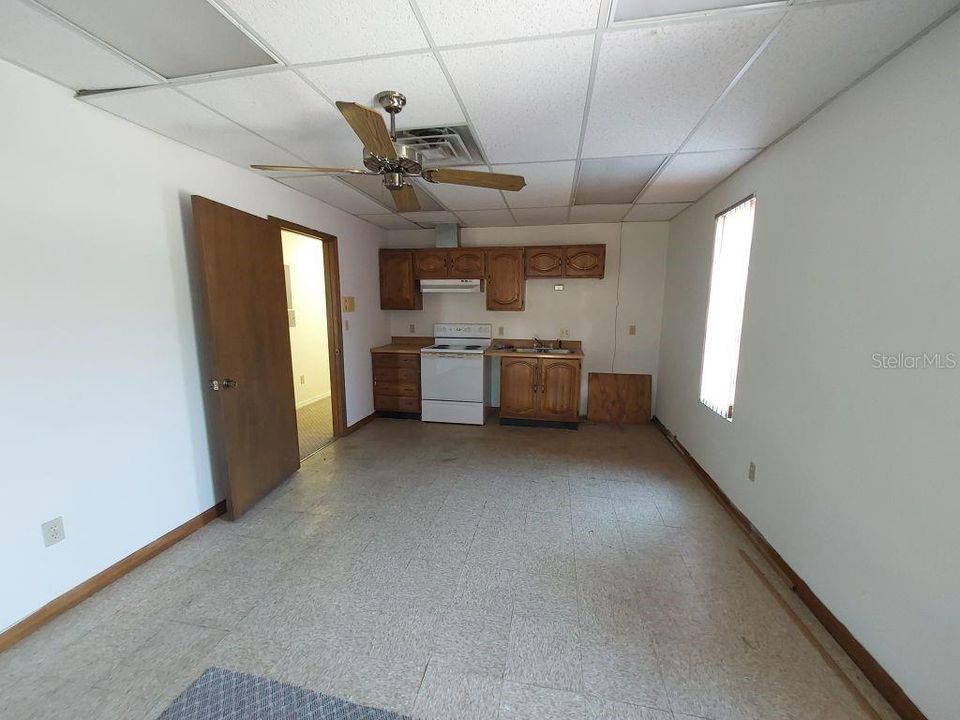 На продажу: $2,200,000 (0 спален, 0 ванн, 9799 Квадратных фут)