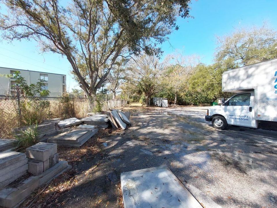 На продажу: $2,200,000 (0 спален, 0 ванн, 9799 Квадратных фут)