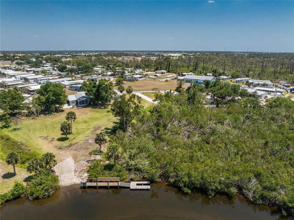 Active With Contract: $149,900 (2 beds, 2 baths, 1104 Square Feet)