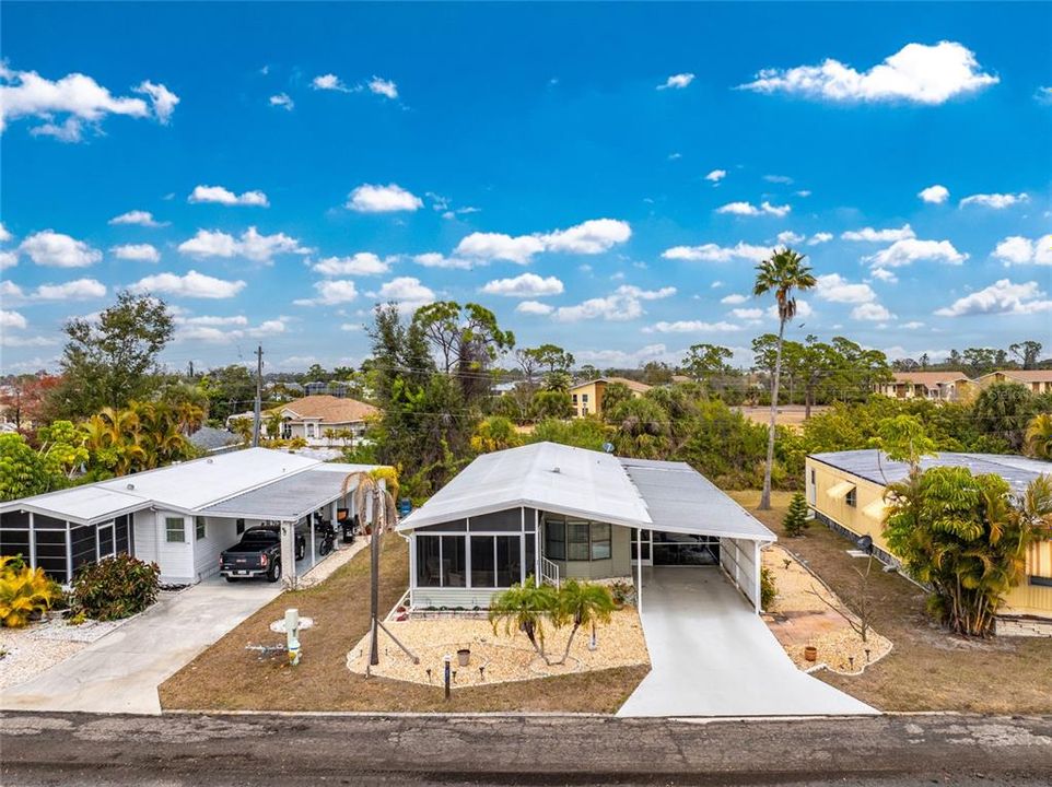 Active With Contract: $149,900 (2 beds, 2 baths, 1104 Square Feet)