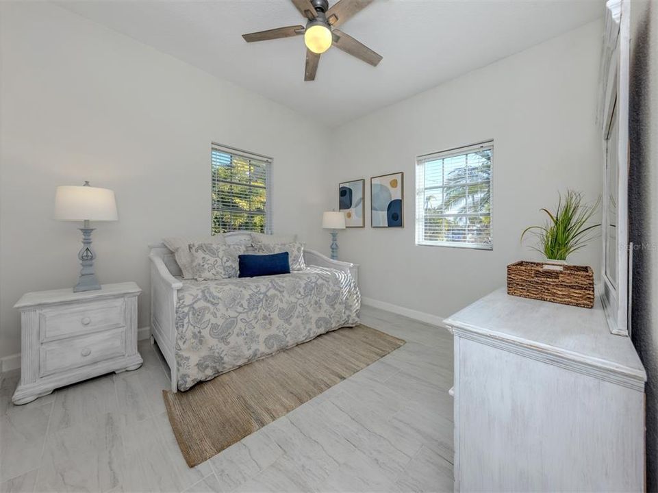 For Rent: $2,900 (3 beds, 2 baths, 2000 Square Feet)