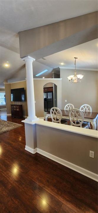 For Rent: $2,650 (3 beds, 2 baths, 2100 Square Feet)