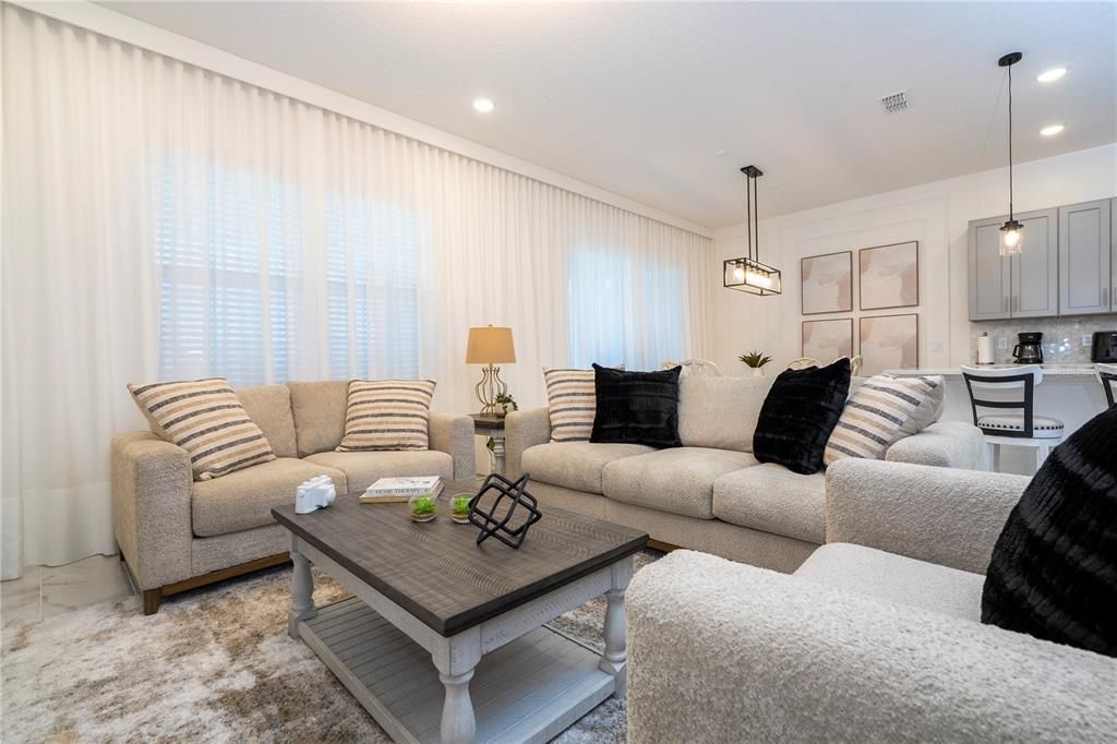 For Sale: $1,600,000 (6 beds, 6 baths, 2920 Square Feet)