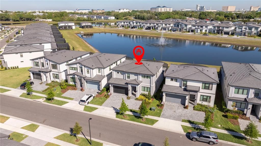 For Sale: $1,600,000 (6 beds, 6 baths, 2920 Square Feet)