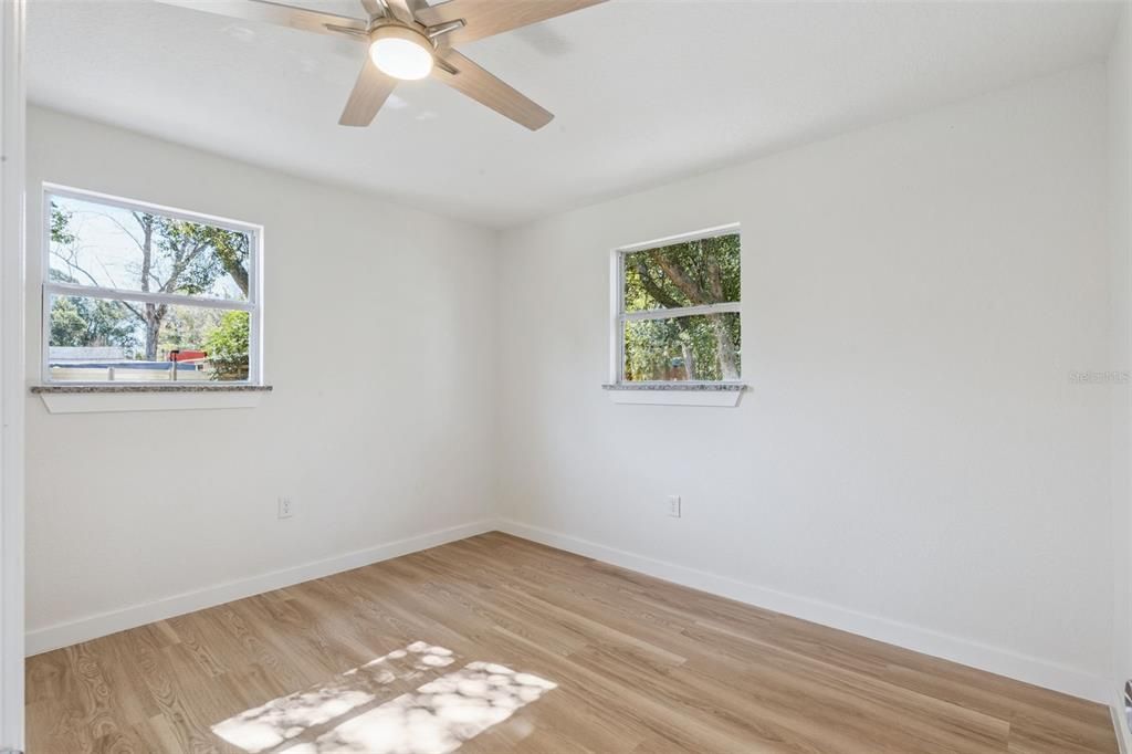 На продажу: $209,000 (3 спален, 1 ванн, 864 Квадратных фут)