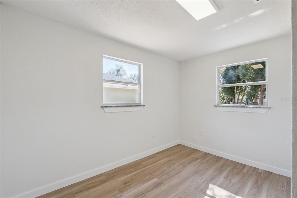 На продажу: $209,000 (3 спален, 1 ванн, 864 Квадратных фут)