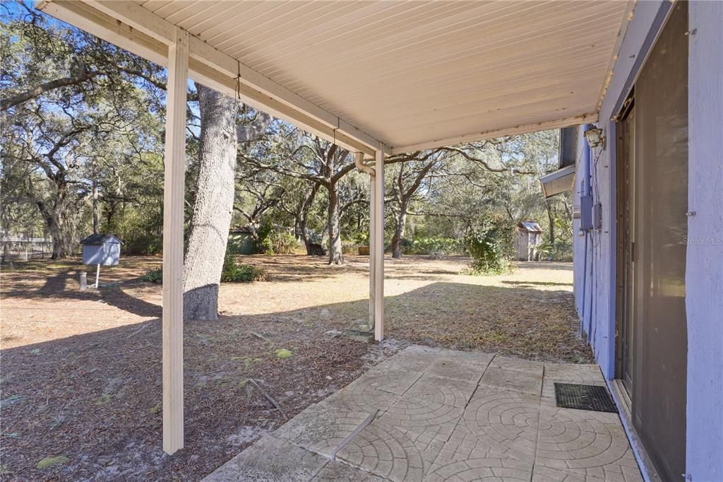 Active With Contract: $180,000 (2 beds, 2 baths, 1347 Square Feet)