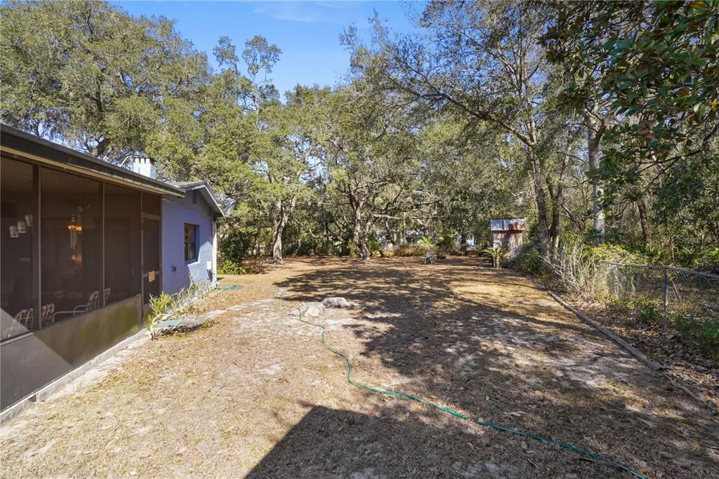 Active With Contract: $180,000 (2 beds, 2 baths, 1347 Square Feet)