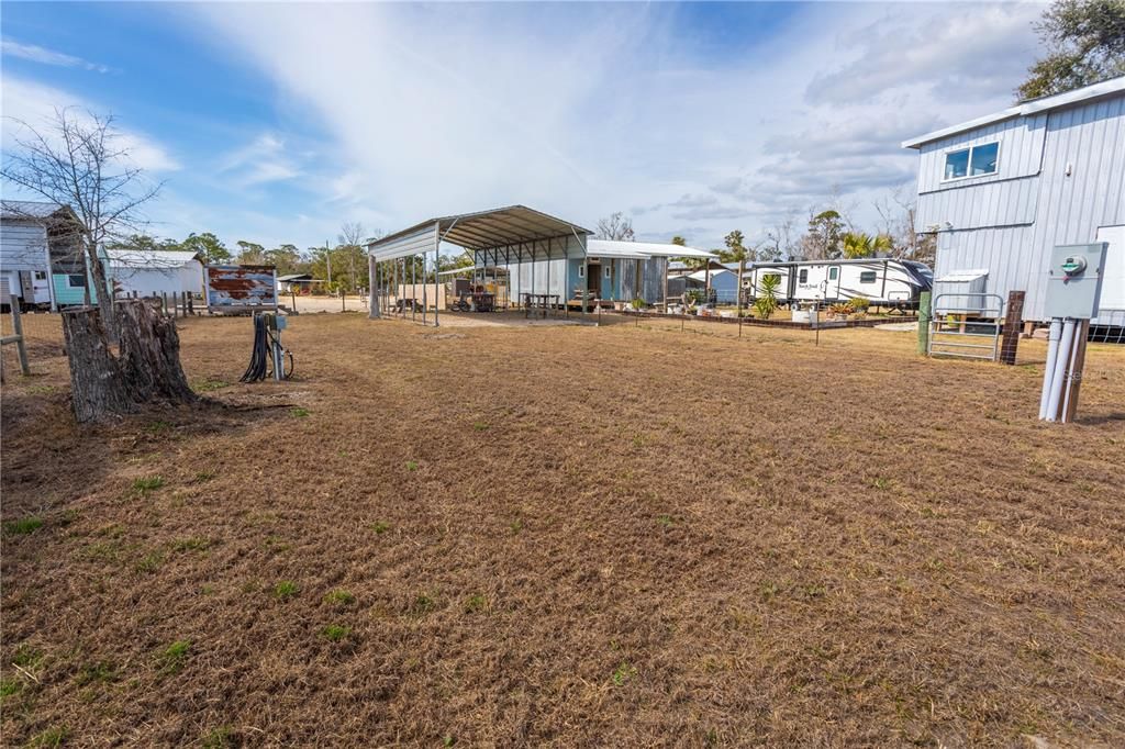 待售: $119,900 (0.26 acres)