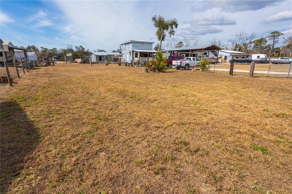 待售: $119,900 (0.26 acres)