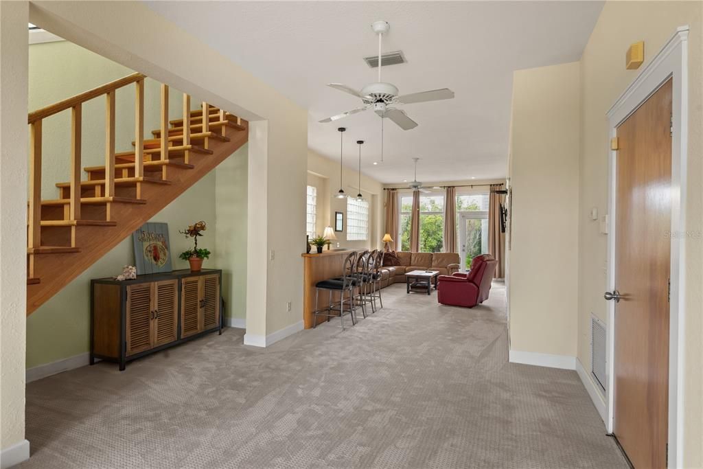 En Venta: $699,000 (4 camas, 3 baños, 2476 Pies cuadrados)