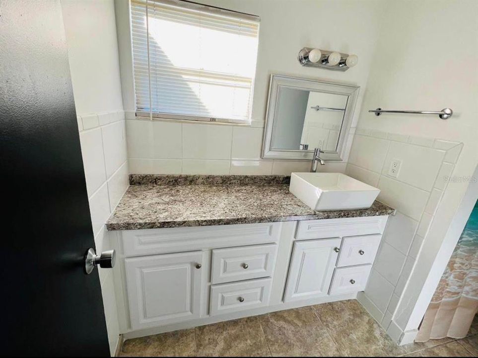 For Sale: $115,000 (2 beds, 2 baths, 1292 Square Feet)