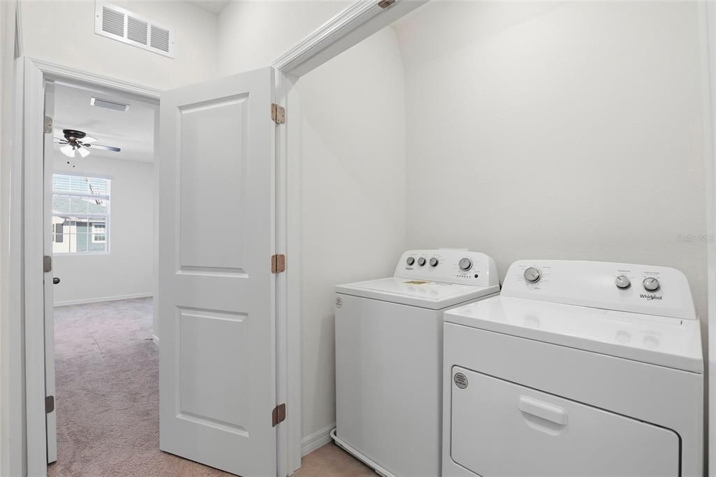 На продажу: $264,900 (3 спален, 2 ванн, 1690 Квадратных фут)