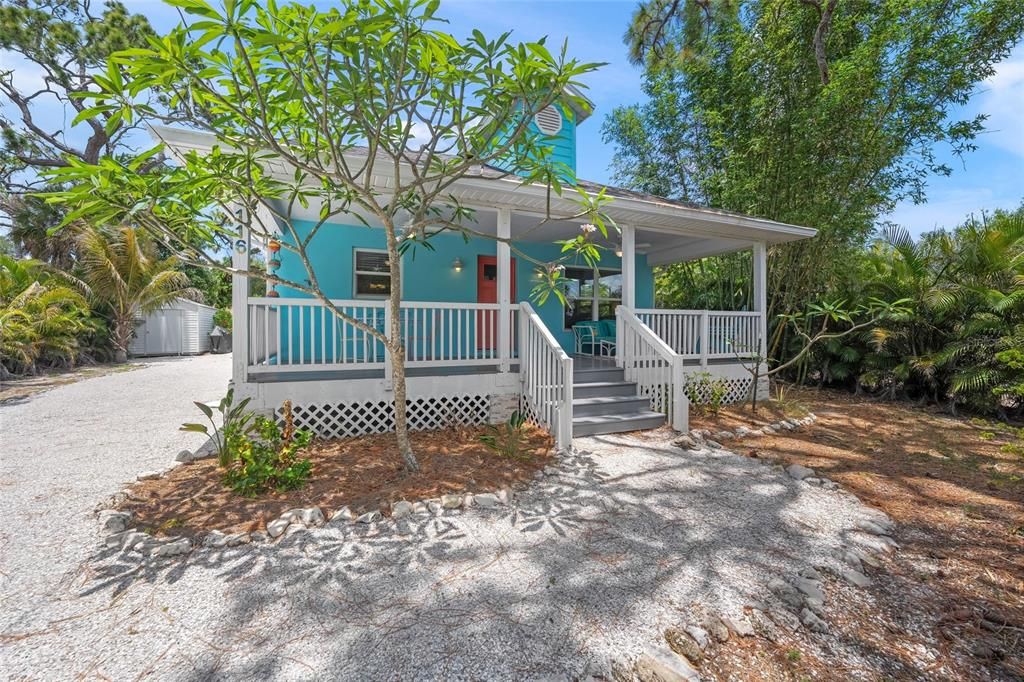 For Sale: $415,000 (2 beds, 2 baths, 1246 Square Feet)