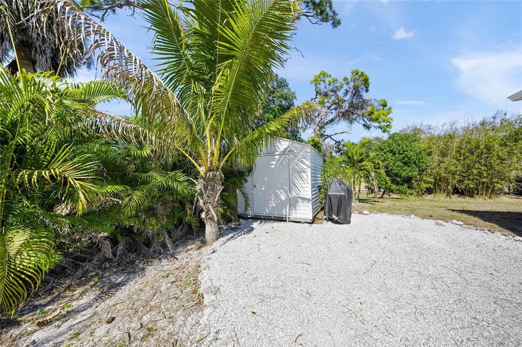 For Sale: $415,000 (2 beds, 2 baths, 1246 Square Feet)
