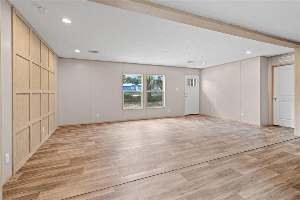 Activo con contrato: $219,900 (3 camas, 2 baños, 1456 Pies cuadrados)