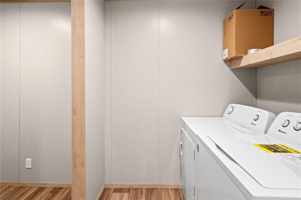 Activo con contrato: $219,900 (3 camas, 2 baños, 1456 Pies cuadrados)